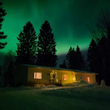 Simojaervi House - 1h 20m From Rovaniemi - Omakotitalo Simojaervellae Apartamento